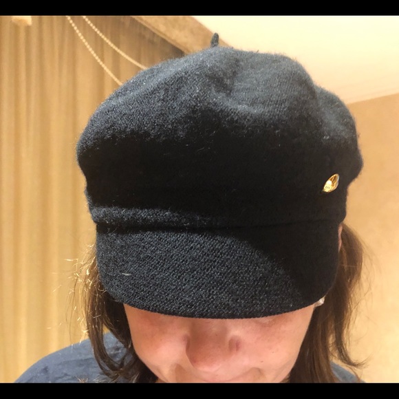 Hat - Picture 3 of 4